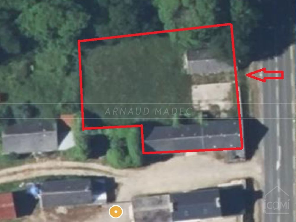 ENSEMBLE IMMOBILIER DE 180M² DE DEUX BATIMENTS COMPRENANT 5 CRECHES - TERRAIN 1000M² - IDEAL ARTISAN